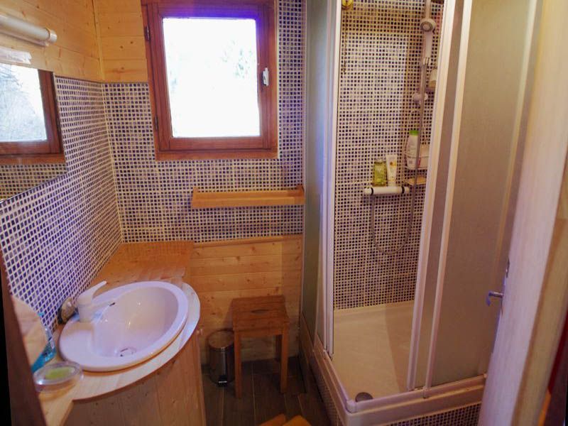 photo 16 Owner direct vacation rental Serre Chevalier chalet Provence-Alpes-Cte d'Azur Hautes-Alpes bathroom 1