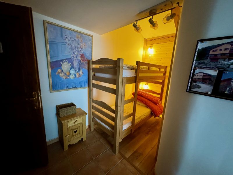 photo 16 Owner direct vacation rental Les Menuires chalet Rhone-Alps Savoie bedroom 2