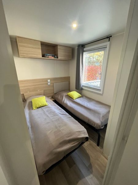 photo 19 Owner direct vacation rental Gastes mobilhome Aquitaine Landes bedroom 2