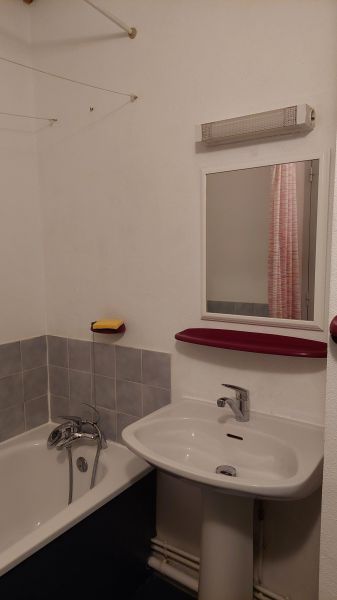 photo 13 Owner direct vacation rental Luz Saint Sauveur appartement Midi-Pyrnes Hautes-Pyrnes bathroom 1