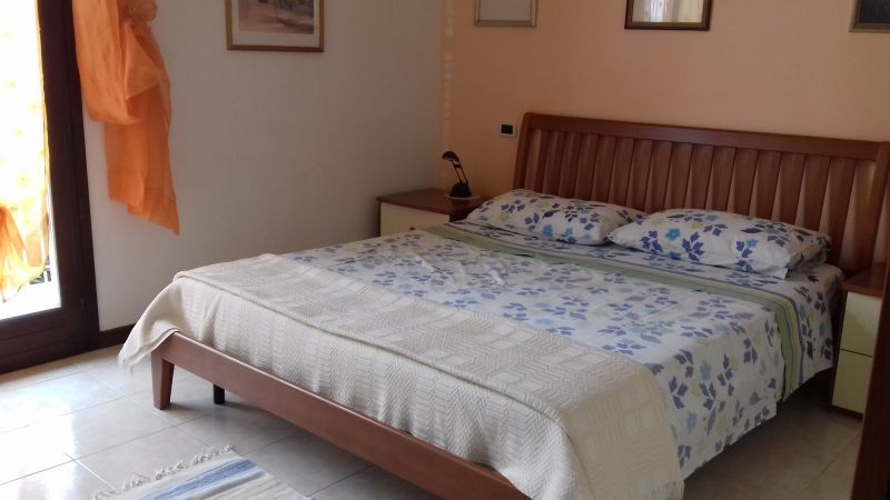 photo 8 Owner direct vacation rental Lazise appartement Veneto Verona Province bedroom 1