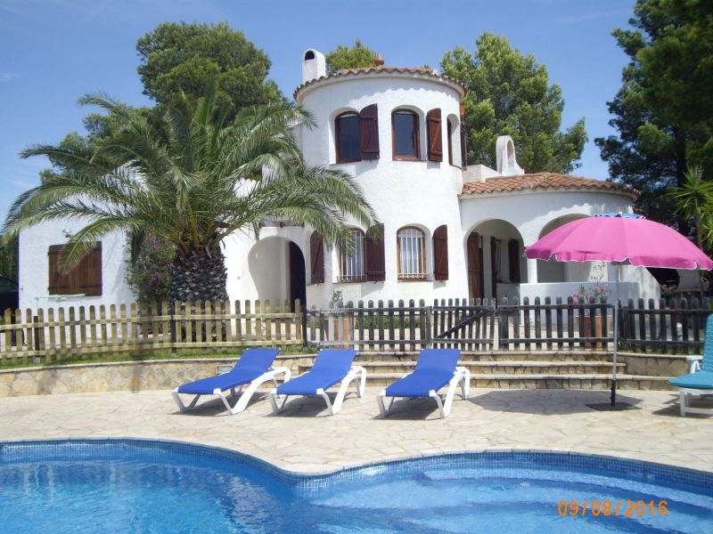 photo 1 Owner direct vacation rental L'Ametlla de Mar villa Catalonia Tarragona (province of) Swimming pool