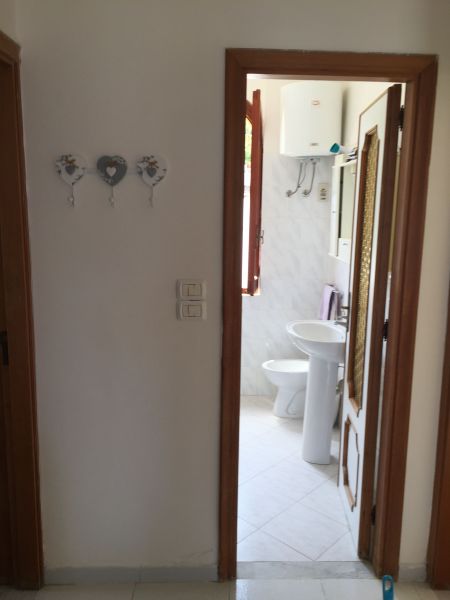 photo 14 Owner direct vacation rental Peschici villa Puglia Foggia Province bathroom