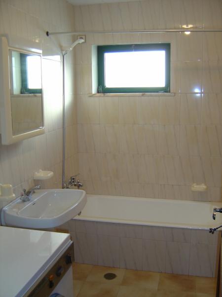 photo 9 Owner direct vacation rental Manta Rota appartement Algarve  bathroom