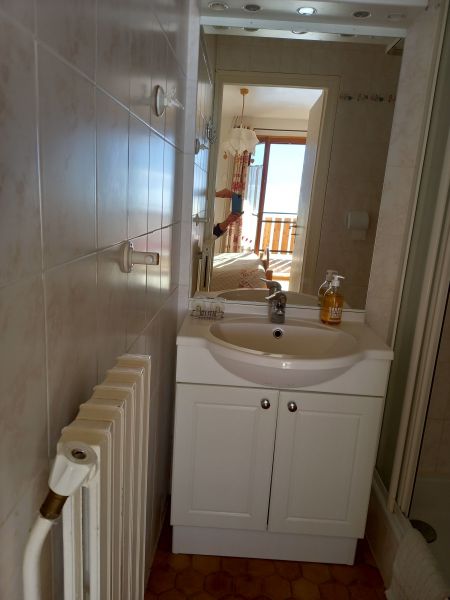 photo 9 Owner direct vacation rental Valloire appartement Rhone-Alps Savoie bathroom