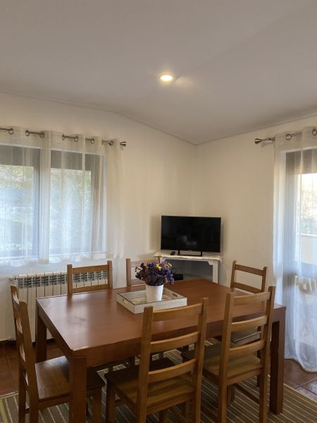 photo 22 Owner direct vacation rental Gers appartement Entre Douro e Minho  Dining room