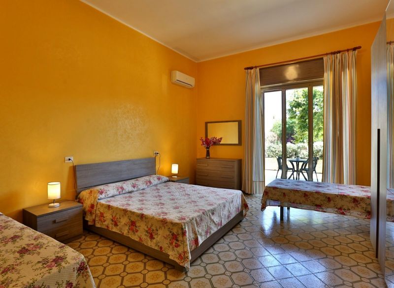 photo 18 Owner direct vacation rental Avola villa Sicily Syracuse Province bedroom 1