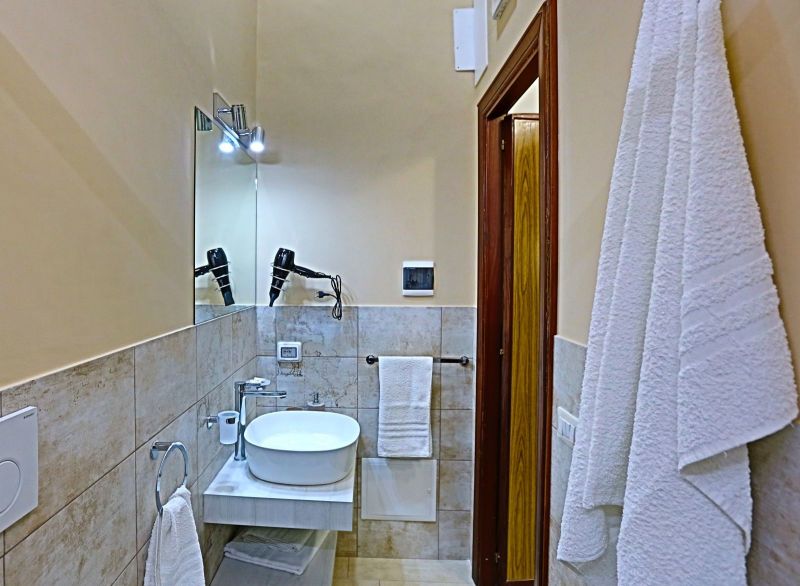 photo 26 Owner direct vacation rental Avola villa Sicily Syracuse Province bathroom 2