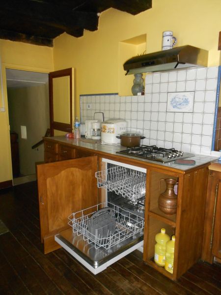 photo 17 Owner direct vacation rental Saint-Cirq-Lapopie maison Midi-Pyrnes Lot Sep. kitchen