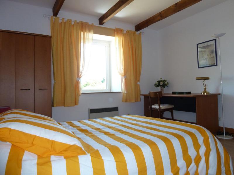 photo 10 Owner direct vacation rental Locquirec maison Brittany Finistre bedroom 1