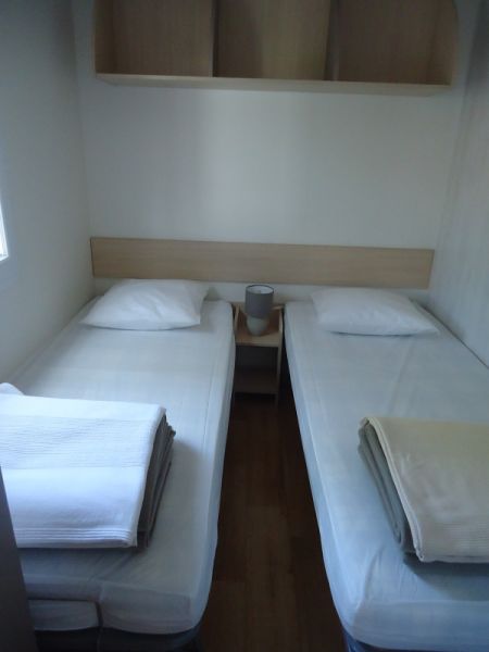 photo 4 Owner direct vacation rental Dolus d'Olron mobilhome Poitou-Charentes Charente-Maritime bedroom 2