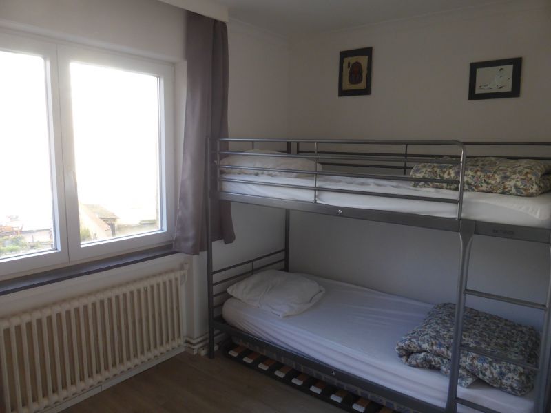 photo 3 Owner direct vacation rental De Panne appartement West-Flanders  bedroom 2