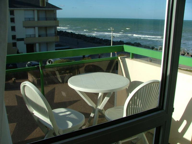 photo 0 Owner direct vacation rental Wissant studio Nord-Pas de Calais Pas de Calais View from the balcony