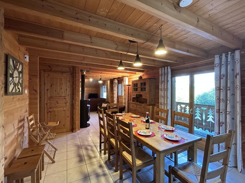 photo 3 Owner direct vacation rental Samons chalet Rhone-Alps Haute-Savoie Dining room