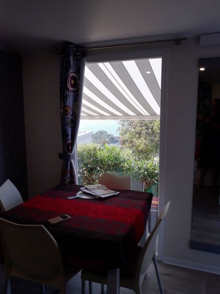 photo 11 Owner direct vacation rental Saint Raphael mobilhome Provence-Alpes-Cte d'Azur Var Dining room