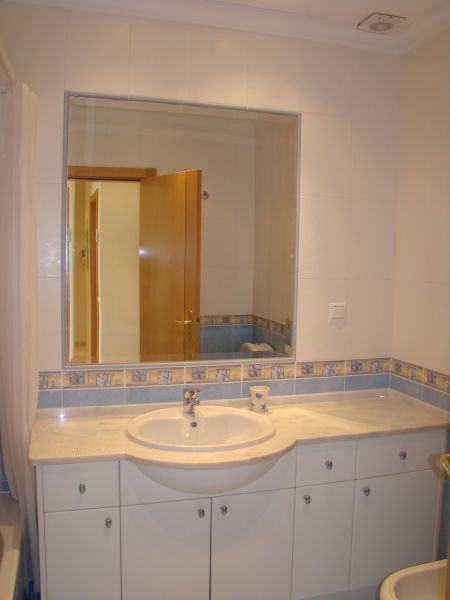 photo 3 Owner direct vacation rental Vilamoura appartement Algarve  bathroom 1