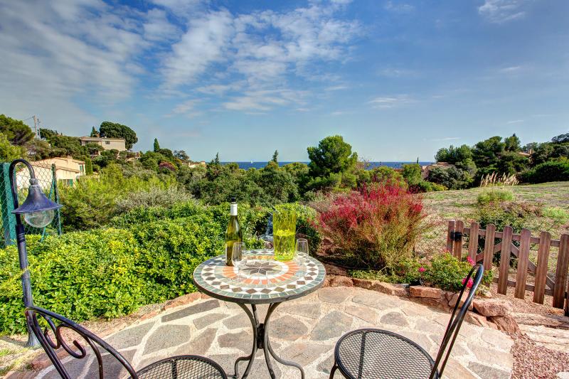 photo 5 Owner direct vacation rental Agay maison Provence-Alpes-Cte d'Azur Var Terrace