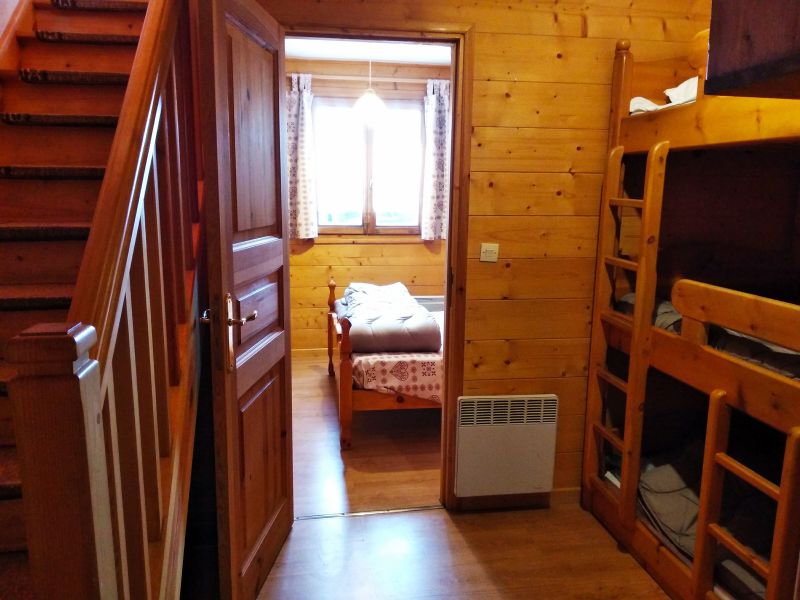 photo 9 Owner direct vacation rental Les Orres chalet Provence-Alpes-Cte d'Azur Hautes-Alpes bedroom