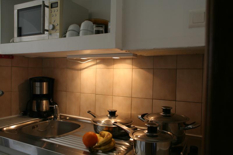 photo 20 Owner direct vacation rental Hyres studio Provence-Alpes-Cte d'Azur Var Kitchenette