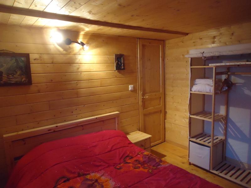 photo 5 Owner direct vacation rental Les Angles chalet Languedoc-Roussillon Pyrnes-Orientales bedroom 1