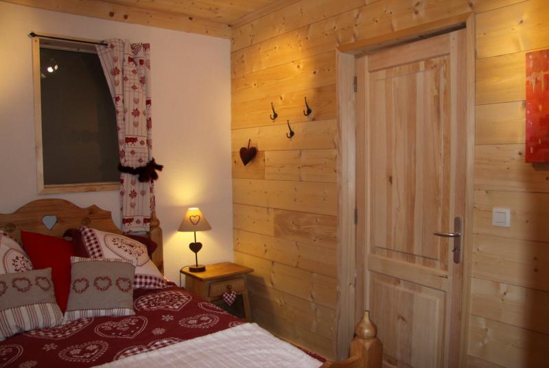 photo 7 Owner direct vacation rental Saint Gervais Mont-Blanc appartement Rhone-Alps Haute-Savoie bedroom 2