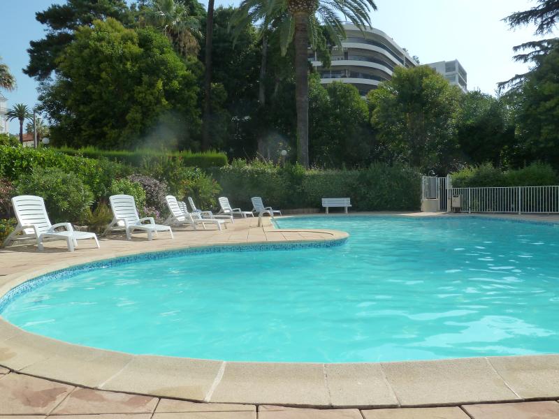 photo 2 Owner direct vacation rental Cannes appartement Provence-Alpes-Cte d'Azur Alpes-Maritimes Swimming pool