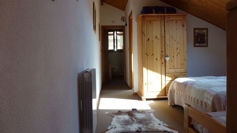 photo 8 Owner direct vacation rental Chtel appartement Rhone-Alps Haute-Savoie Corridor