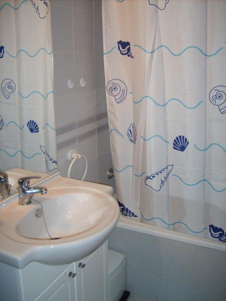 photo 8 Owner direct vacation rental Empuriabrava appartement Catalonia Girona (province of) bathroom