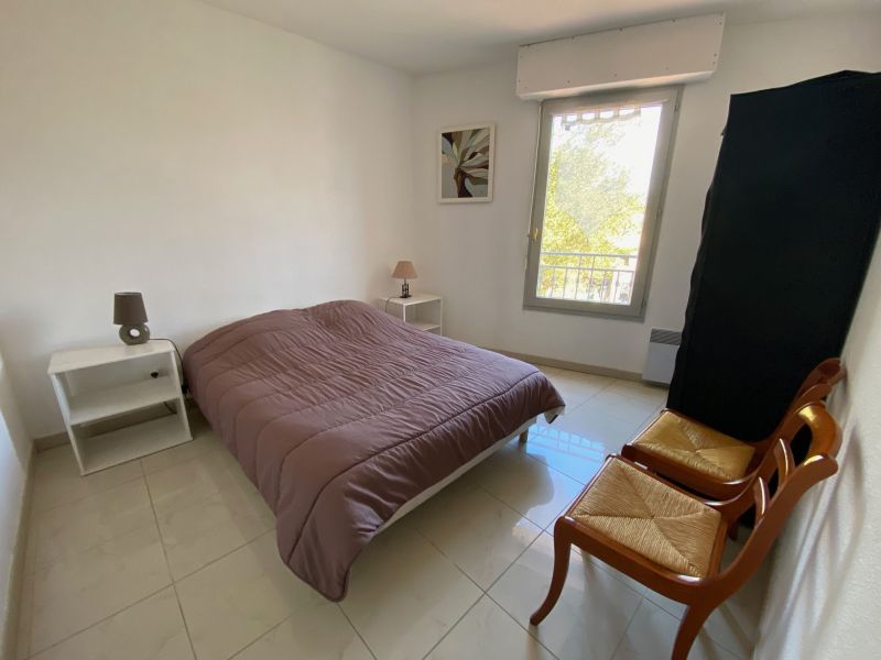 photo 8 Owner direct vacation rental Sanary-sur-Mer appartement Provence-Alpes-Cte d'Azur Var bedroom 2