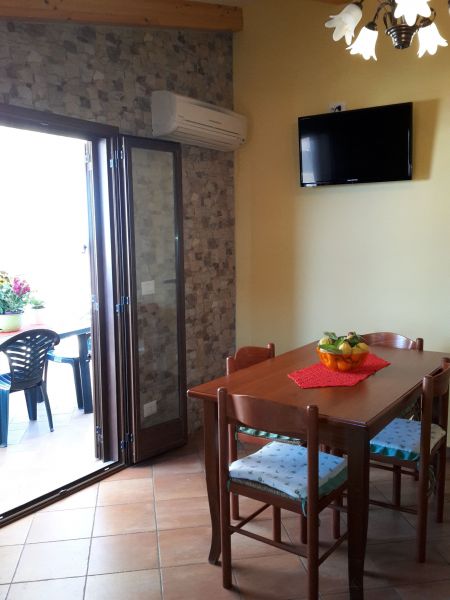 photo 2 Owner direct vacation rental Capo d'Orlando appartement Sicily Messina Province Open-plan kitchen