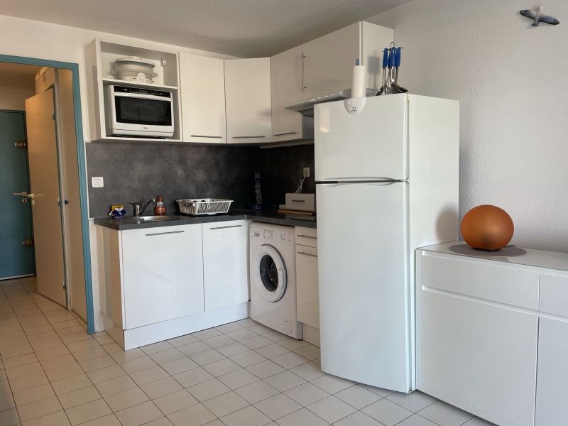 photo 10 Owner direct vacation rental Cap d'Agde appartement Languedoc-Roussillon Hrault Kitchenette