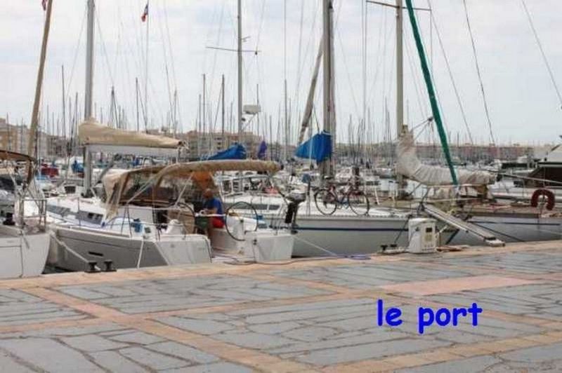 photo 22 Owner direct vacation rental Cap d'Agde appartement Languedoc-Roussillon Hrault Outside view