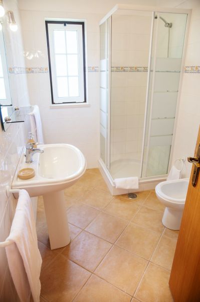 photo 15 Owner direct vacation rental Vilamoura villa Algarve  bathroom 1