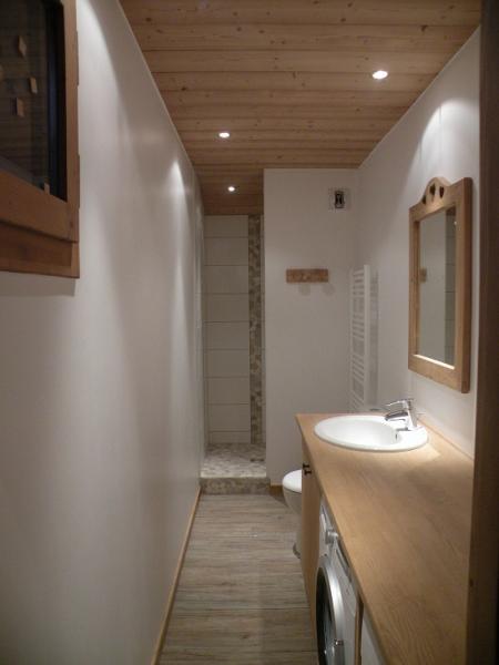 photo 11 Owner direct vacation rental Valmorel appartement Rhone-Alps Savoie Washing facilities