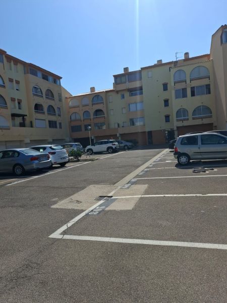 photo 18 Owner direct vacation rental Port Leucate appartement Languedoc-Roussillon Aude Parking