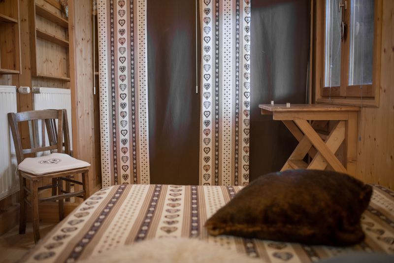 photo 8 Owner direct vacation rental Les Carroz d'Araches gite Rhone-Alps Haute-Savoie bedroom