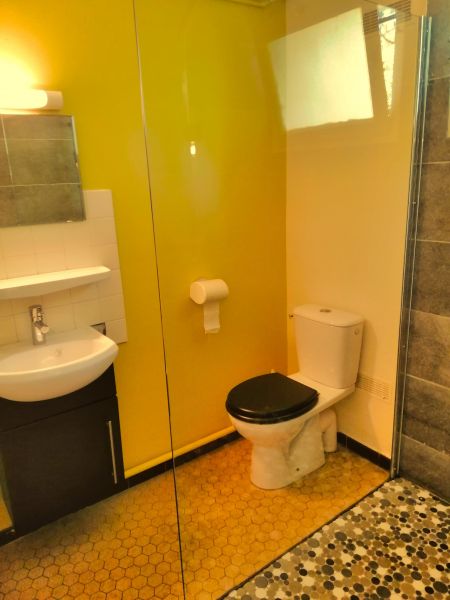 photo 27 Owner direct vacation rental Soulac villa Aquitaine Gironde Washing facilities 2