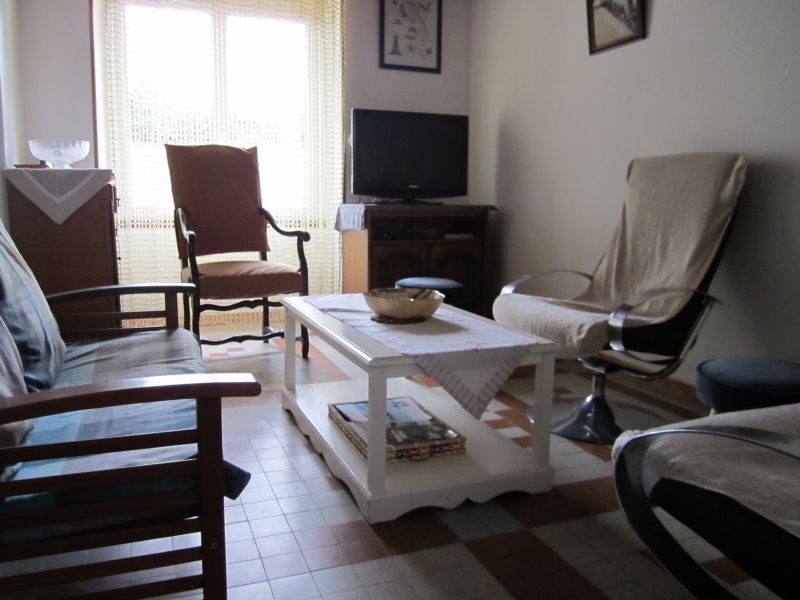 photo 1 Owner direct vacation rental Ars en R maison Poitou-Charentes Charente-Maritime Living room