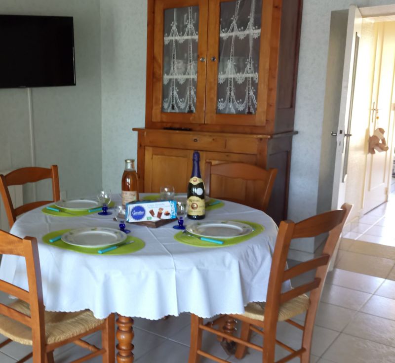 photo 14 Owner direct vacation rental Dinan maison Brittany Ctes d'Armor Dining room