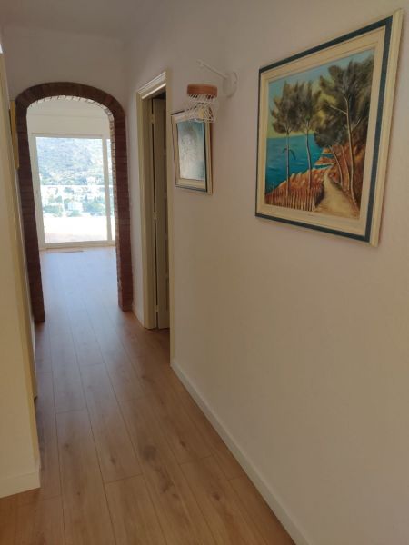 photo 6 Owner direct vacation rental Rosas appartement Catalonia Girona (province of) Corridor