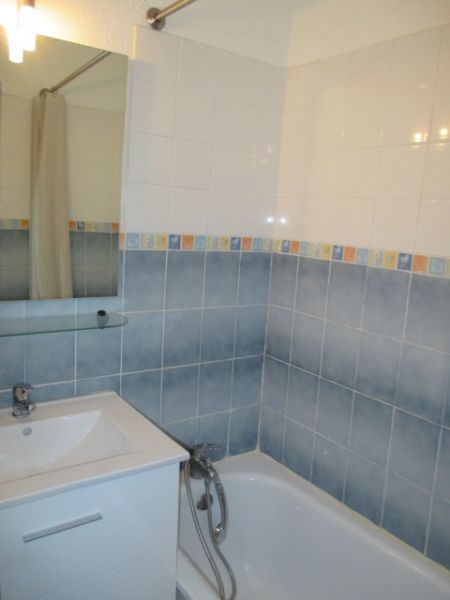 photo 9 Owner direct vacation rental Bandol appartement Provence-Alpes-Cte d'Azur Var bathroom