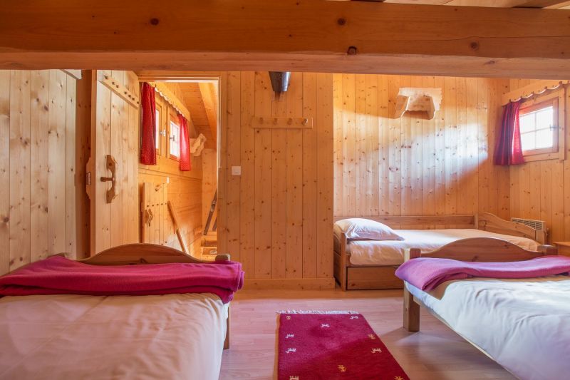 photo 7 Owner direct vacation rental Les Contamines Montjoie chalet Rhone-Alps Haute-Savoie bedroom 2