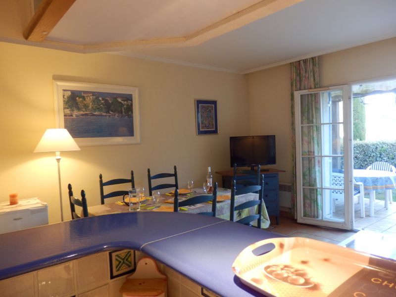 photo 8 Owner direct vacation rental Agay villa Provence-Alpes-Cte d'Azur Var Open-plan kitchen