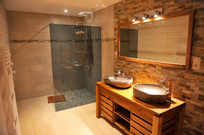 photo 10 Owner direct vacation rental Grardmer chalet Lorraine Vosges bathroom 1