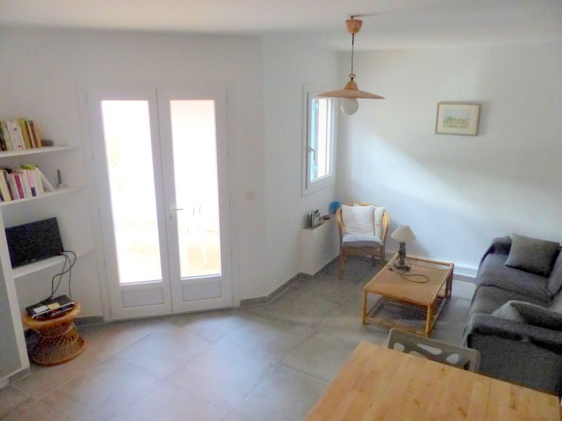 photo 3 Owner direct vacation rental Lecci appartement Corsica Corse du Sud Hall