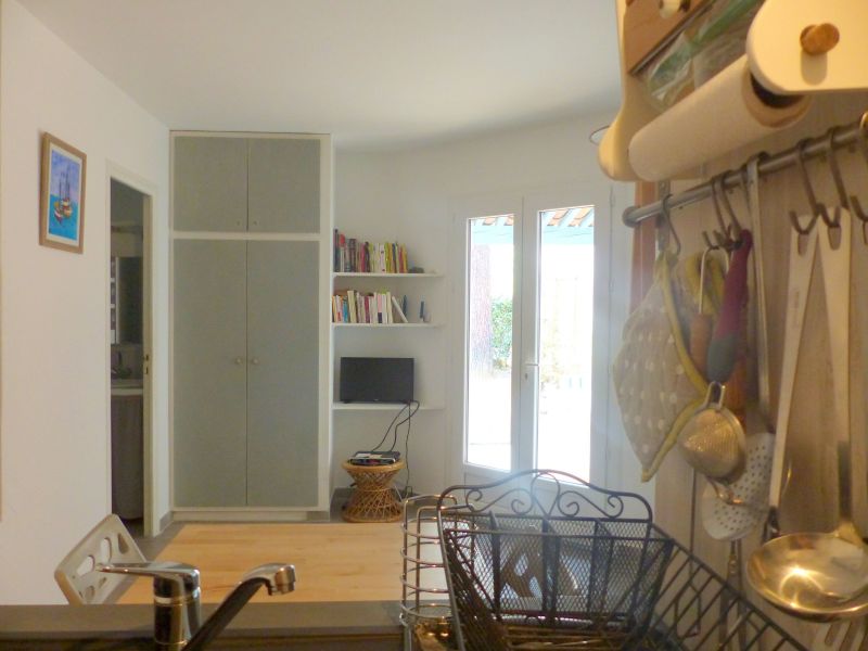 photo 5 Owner direct vacation rental Lecci appartement Corsica Corse du Sud Hall