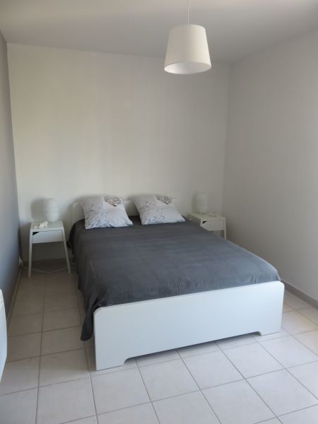 photo 7 Owner direct vacation rental Le Lavandou appartement Provence-Alpes-Cte d'Azur Var bedroom 1