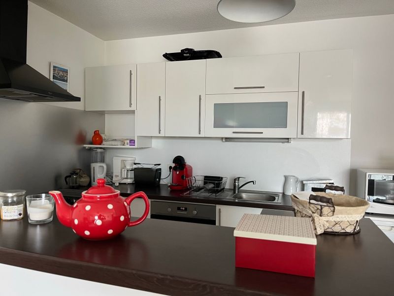 photo 15 Owner direct vacation rental Sete appartement Languedoc-Roussillon Hrault Open-plan kitchen