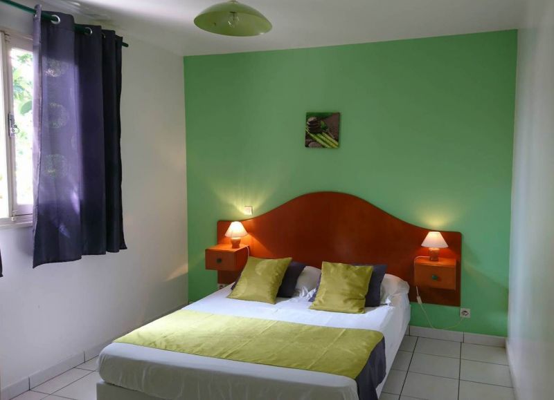 photo 19 Owner direct vacation rental Saint Leu gite   bedroom 1