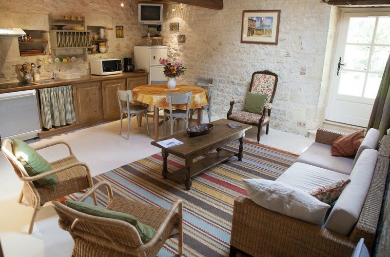 photo 1 Owner direct vacation rental Lauzerte gite Midi-Pyrnes Tarn et Garonne Living room